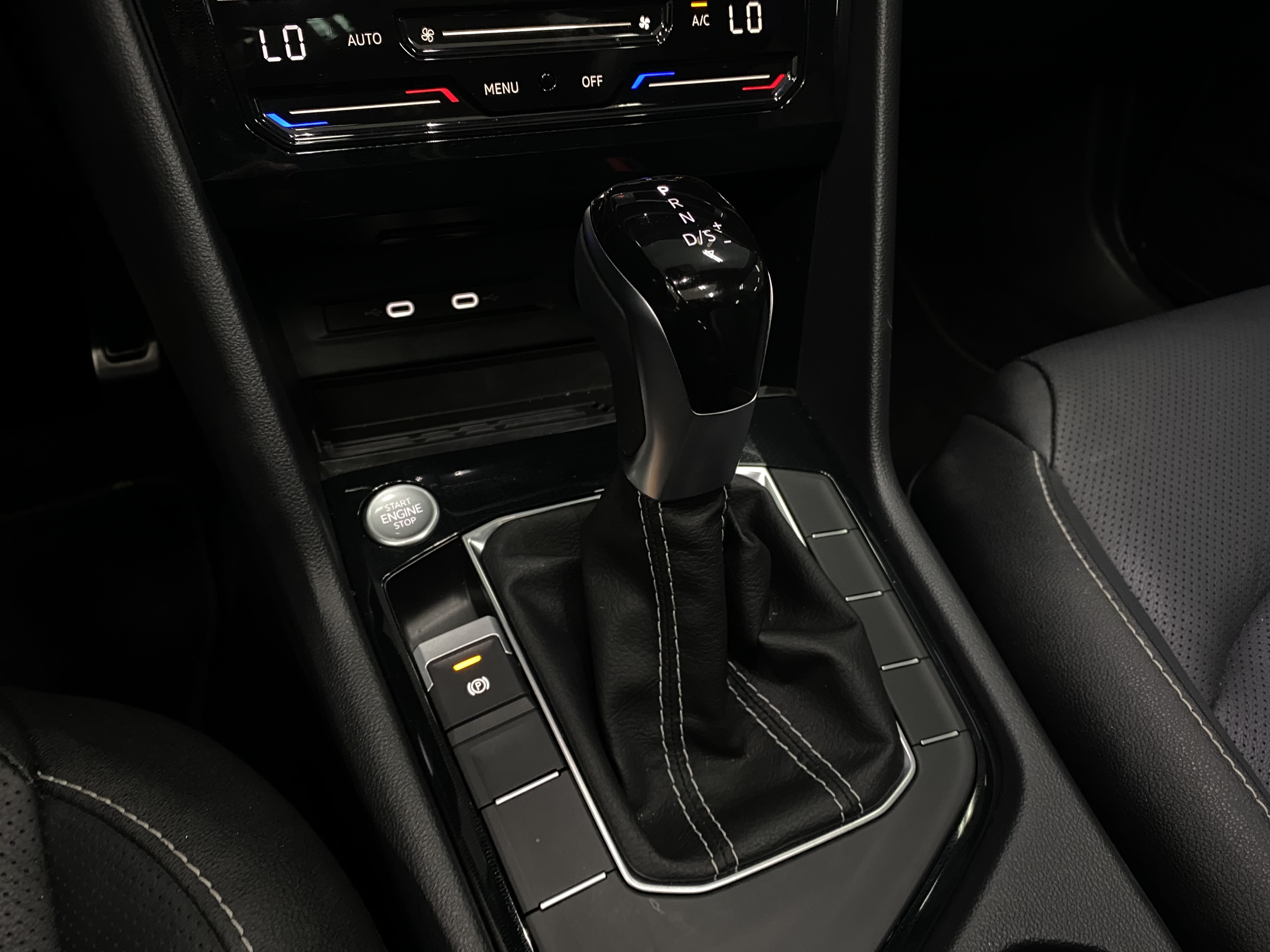 TAOS 1.4 250 TSI TOTAL FLEX HIGHLINE AUTOMÁTICO12