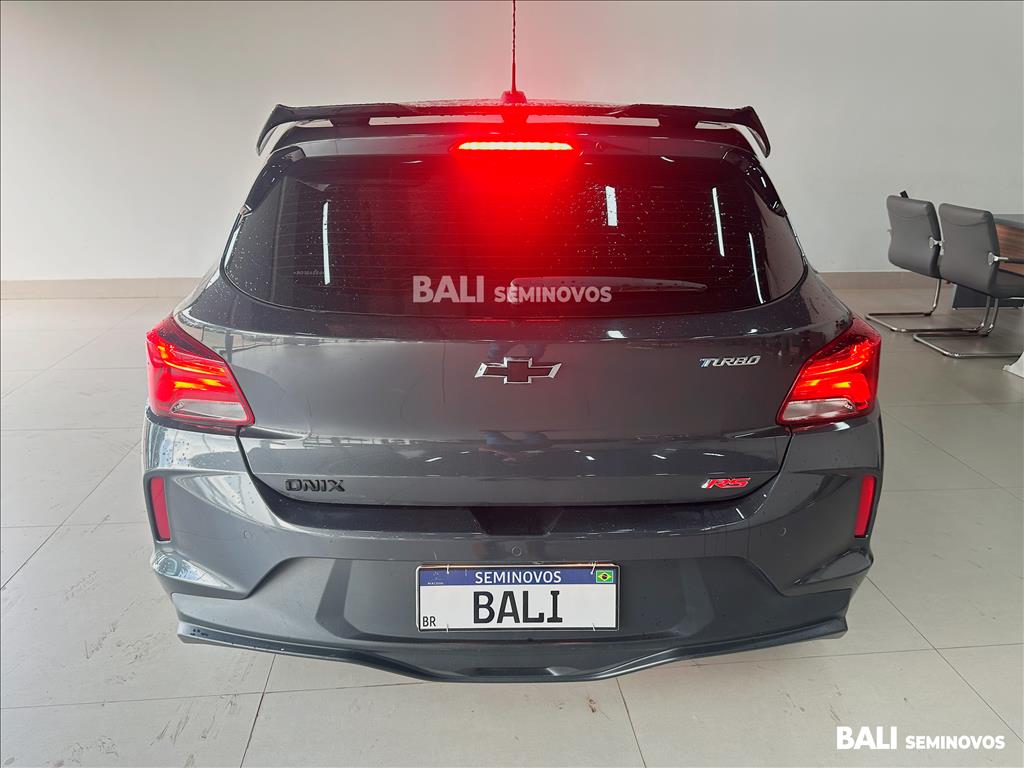 ONIX 1.0 TURBO FLEX RS AUTOMÁTICO4