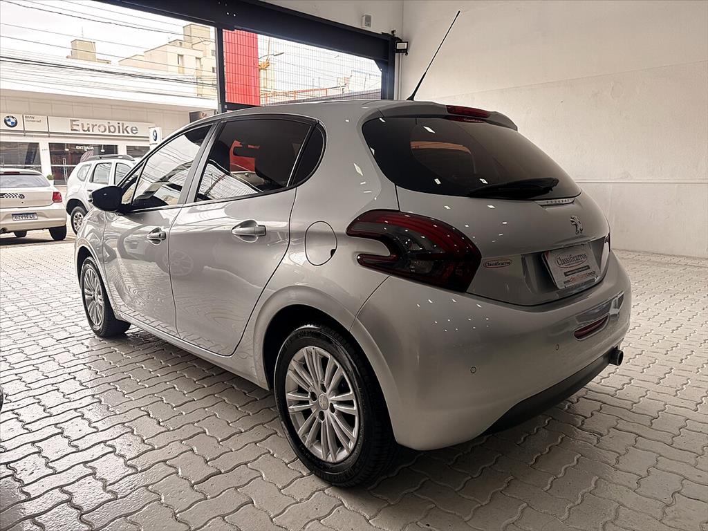 Peugeot 208 - 1.6 ALLURE 16V FLEX 4P AUTOMÁTICO