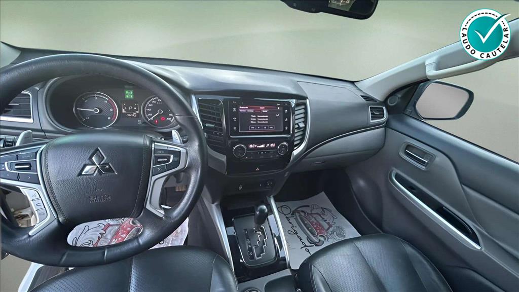 L200 TRITON 2.4 16V TURBO DIESEL SPORT HPE-S CD 4P 4X4 AUTOMÁTICO8