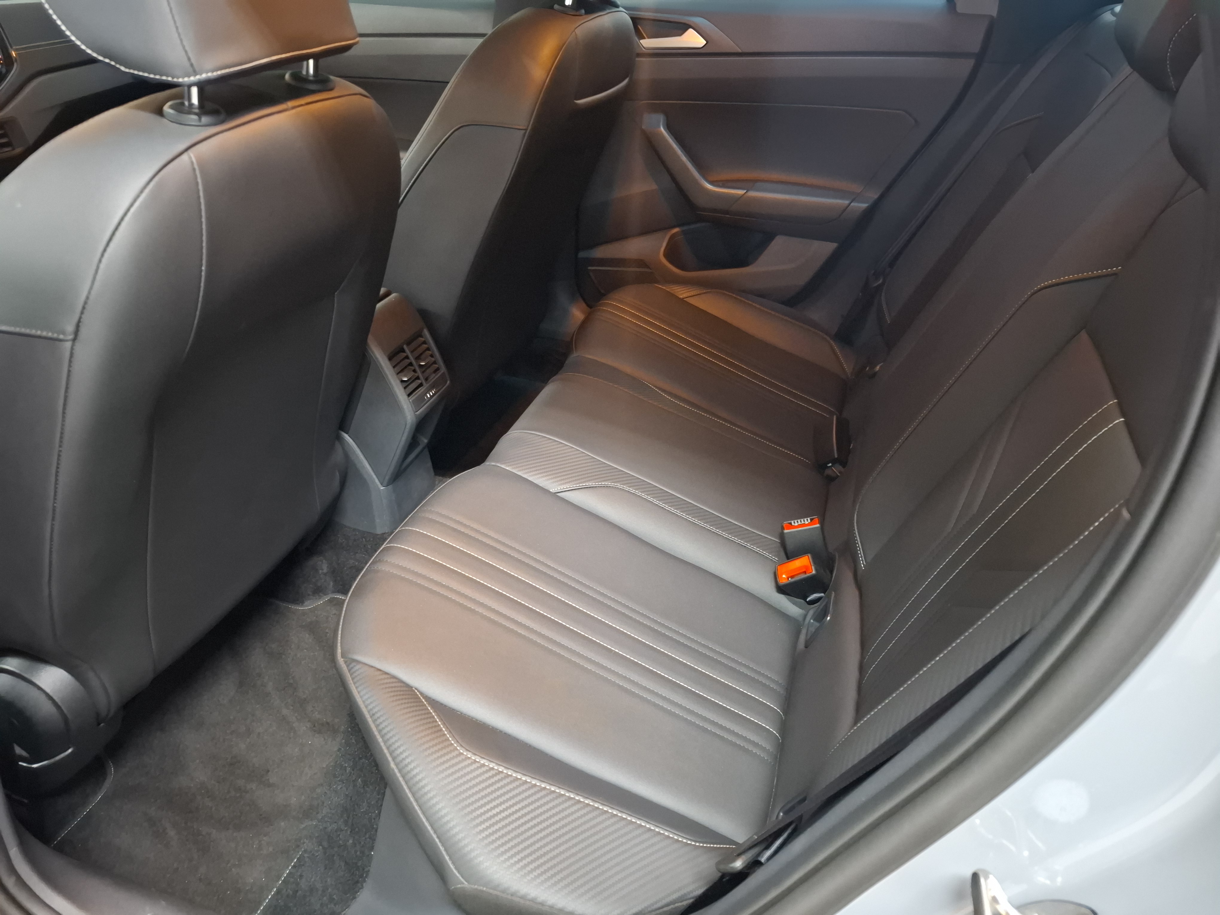 NIVUS 1.0 200 TSI TOTAL FLEX HIGHLINE AUTOMÁTICO8