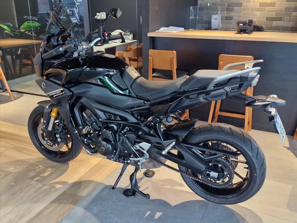 YAMAHA-MT-09-TRACER 900 GT
