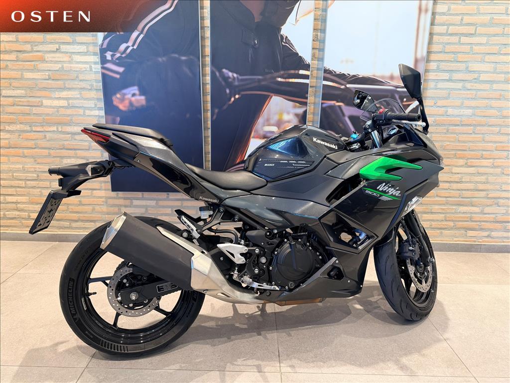 KAWASAKI-NINJA-500