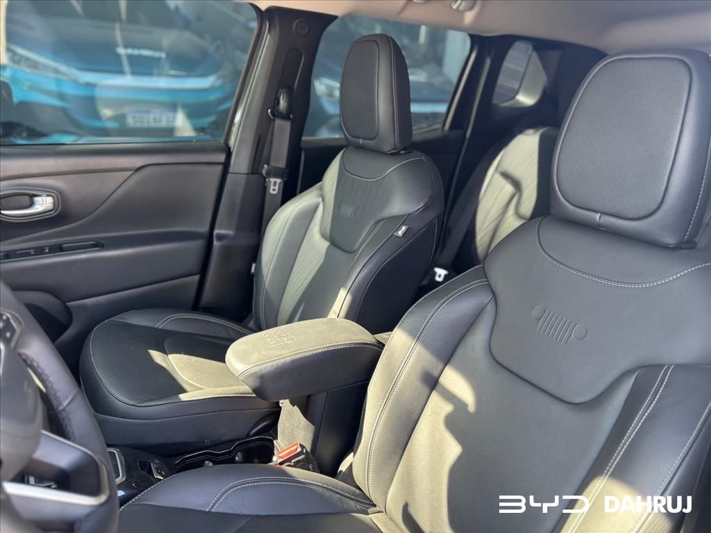 RENEGADE 1.3 T270 TURBO FLEX AT67