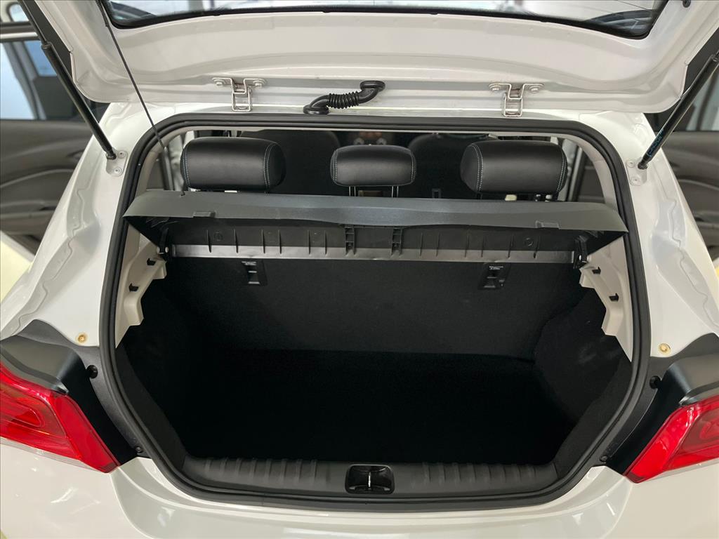 ONIX 1.0 MPFI LT 8V FLEX 4P MANUAL11