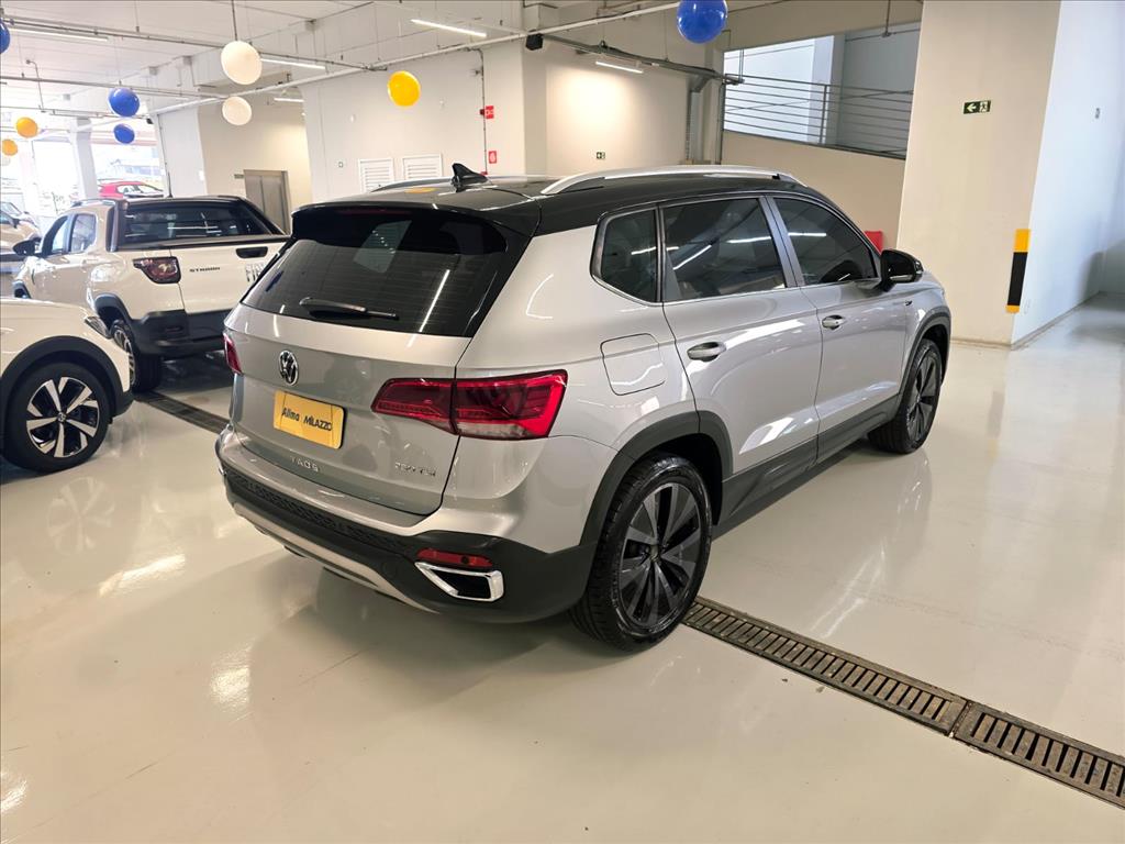 TAOS 1.4 250 TSI TOTAL FLEX HIGHLINE AUTOMÁTICO5