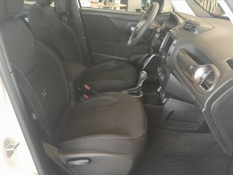 RENEGADE 1.3 T270 TURBO FLEX AT68