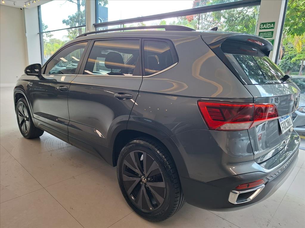 TAOS 1.4 250 TSI TOTAL FLEX COMFORTLINE AUTOMÁTICO2