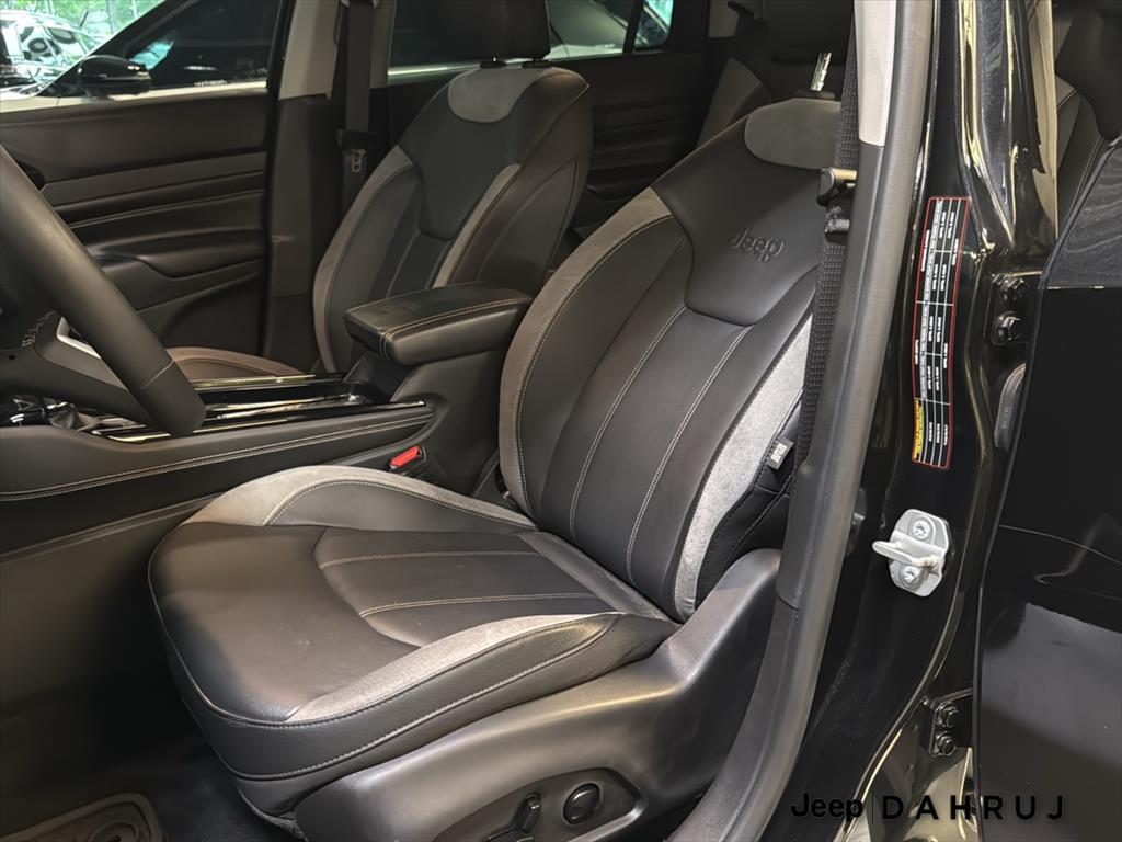 COMMANDER 1.3 T270 TURBO FLEX LIMITED AT68