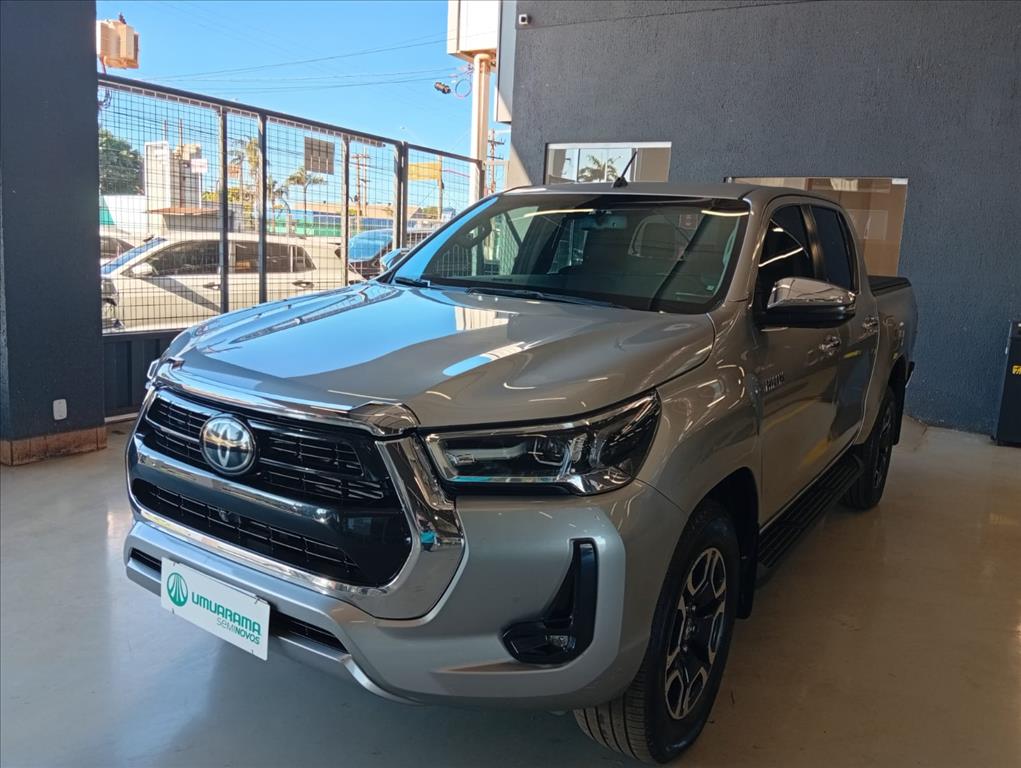 HILUX 2.8 D-4D TURBO DIESEL CD SRX 4X4 AUTOMÁTICO1