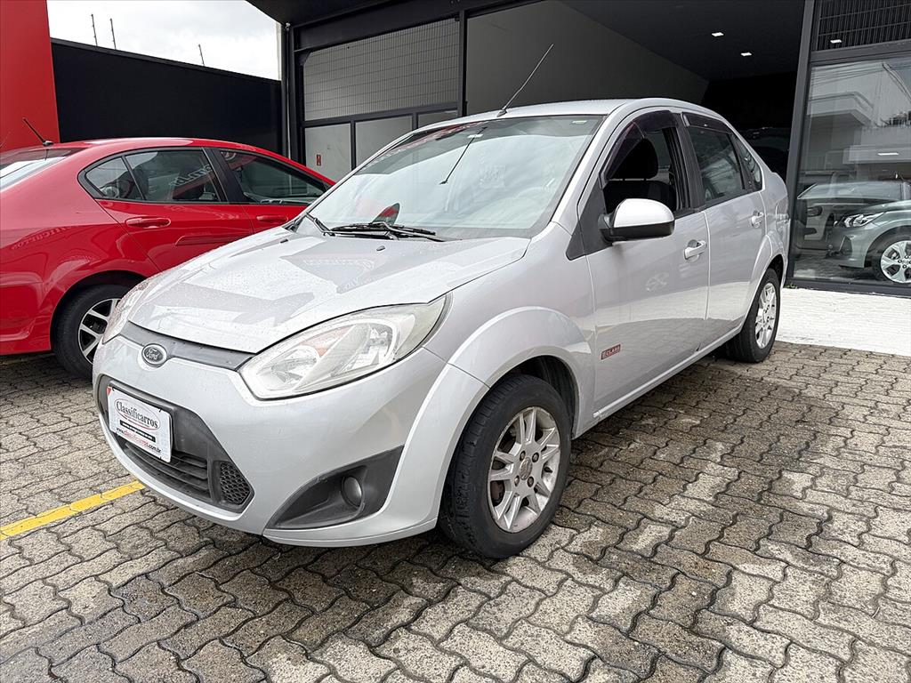 Ford Fiesta - 1.6 MPI CLASS SEDAN 8V FLEX 4P MANUAL