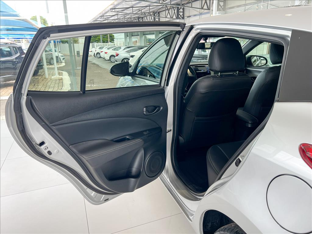 YARIS 1.3 16V FLEX XL LIVE MULTIDRIVE16