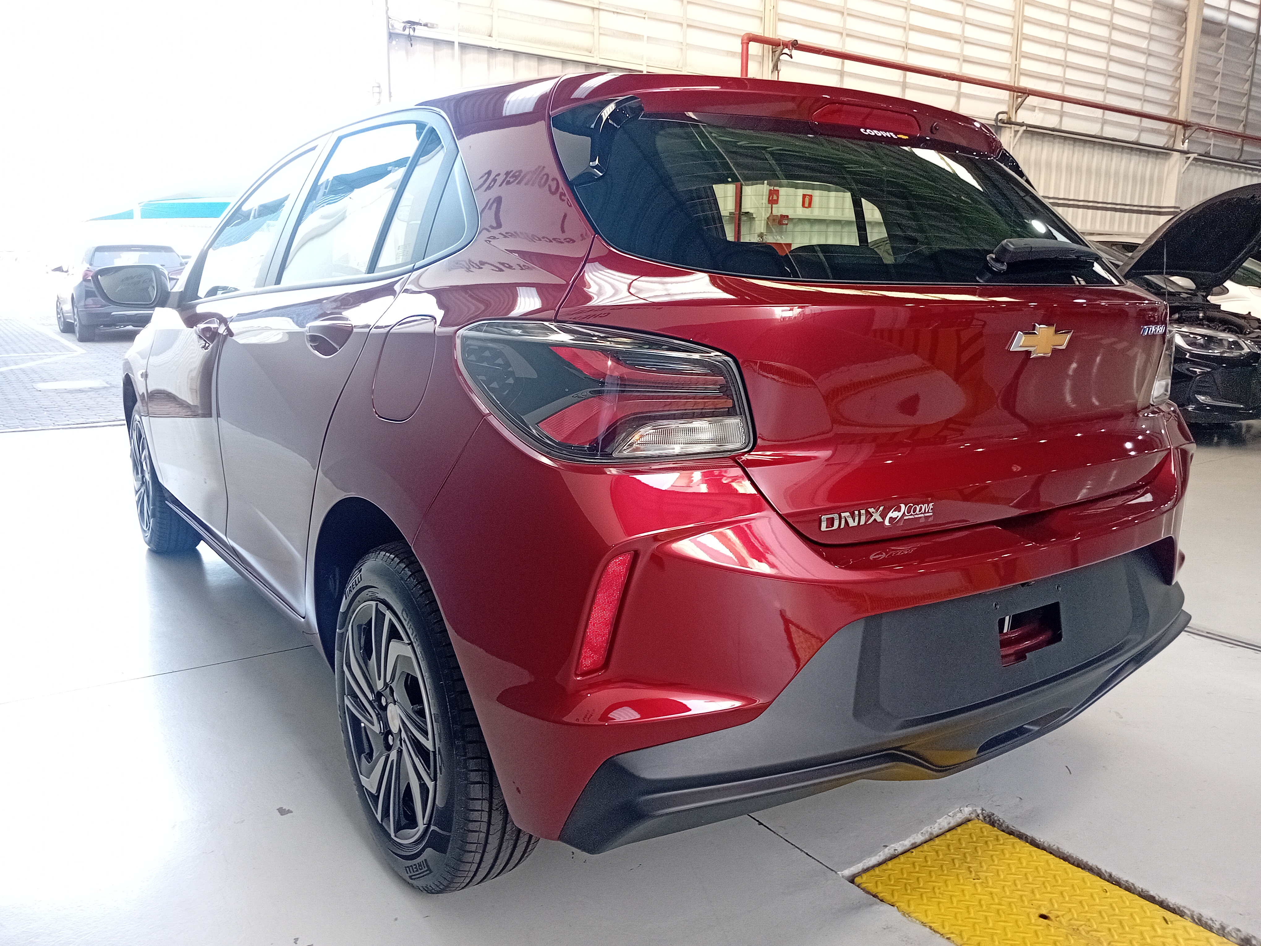 ONIX 1.0 TURBO ETANOL ECO AUTOMÁTICO3