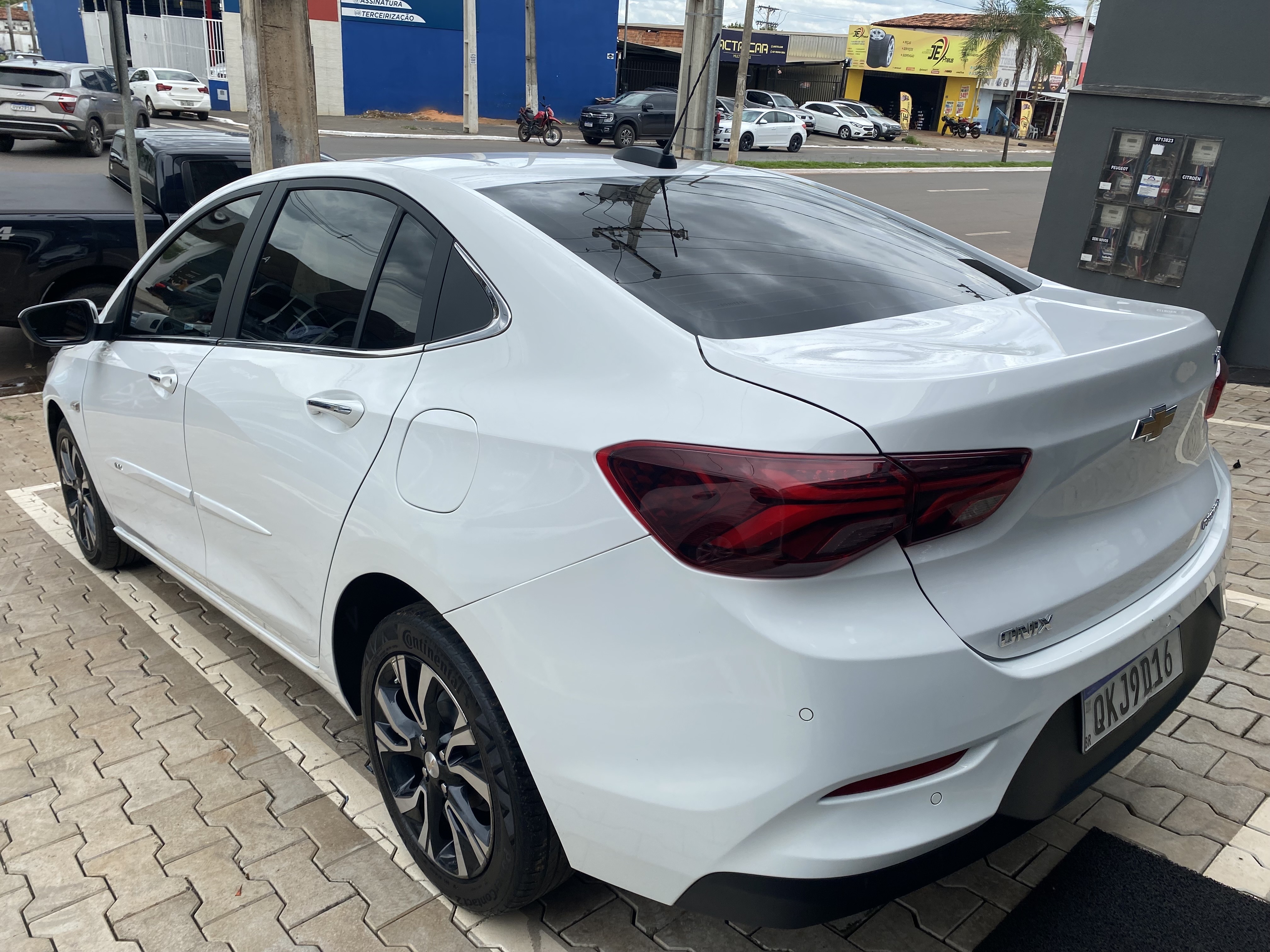 ONIX PLUS 1.0 TURBO FLEX PREMIER AUTOMÁTICO4