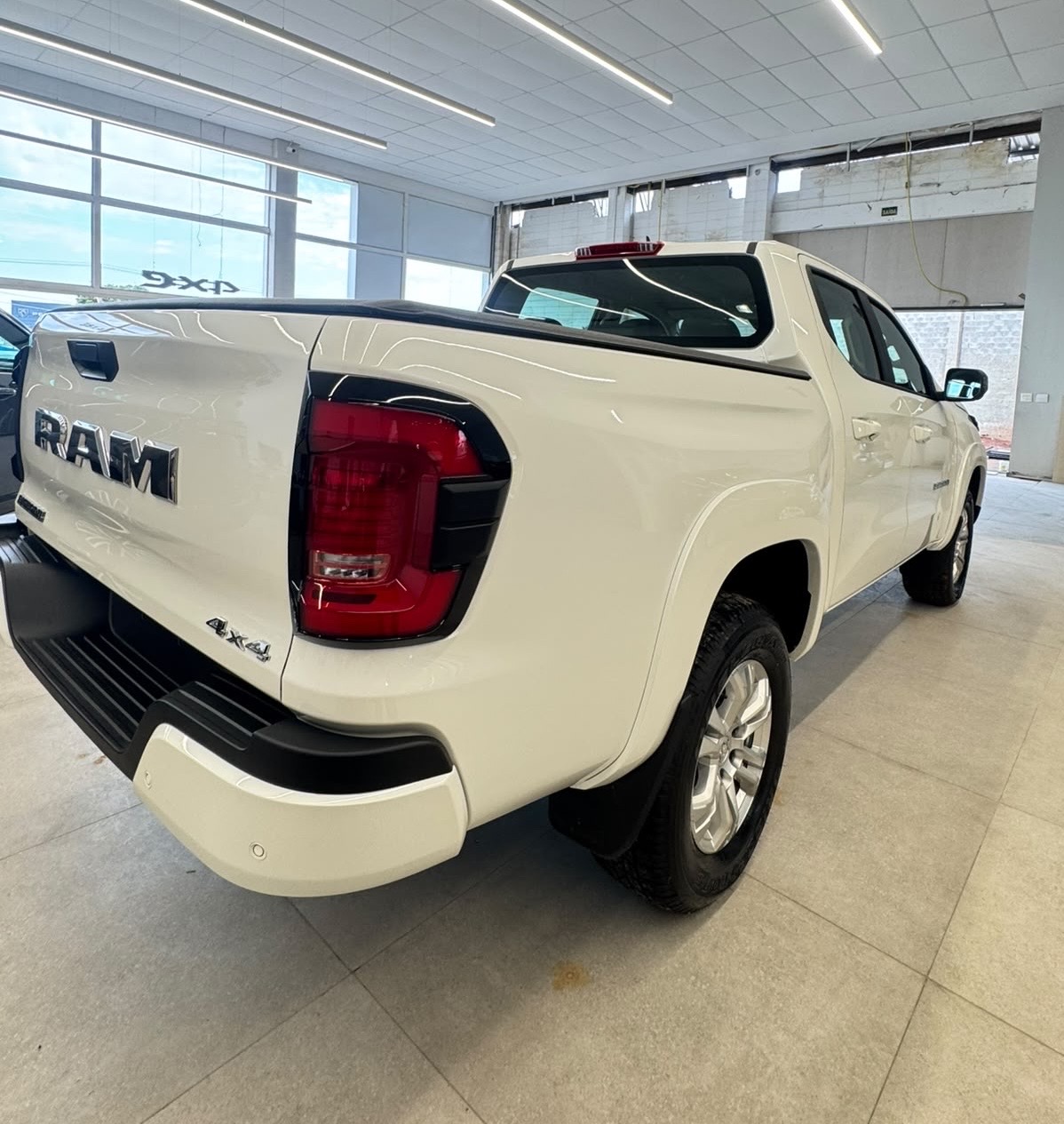 DAKOTA 2.2 TURBO DIESEL BIG HORN 4X4 AUTOMÁTICO17