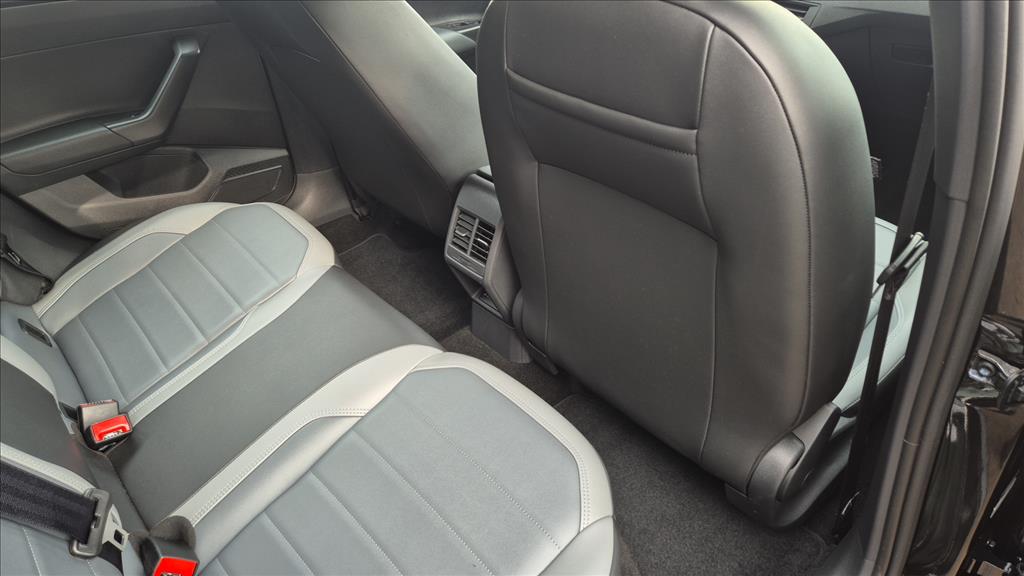 NIVUS 1.0 200 TSI TOTAL FLEX HIGHLINE AUTOMÁTICO4