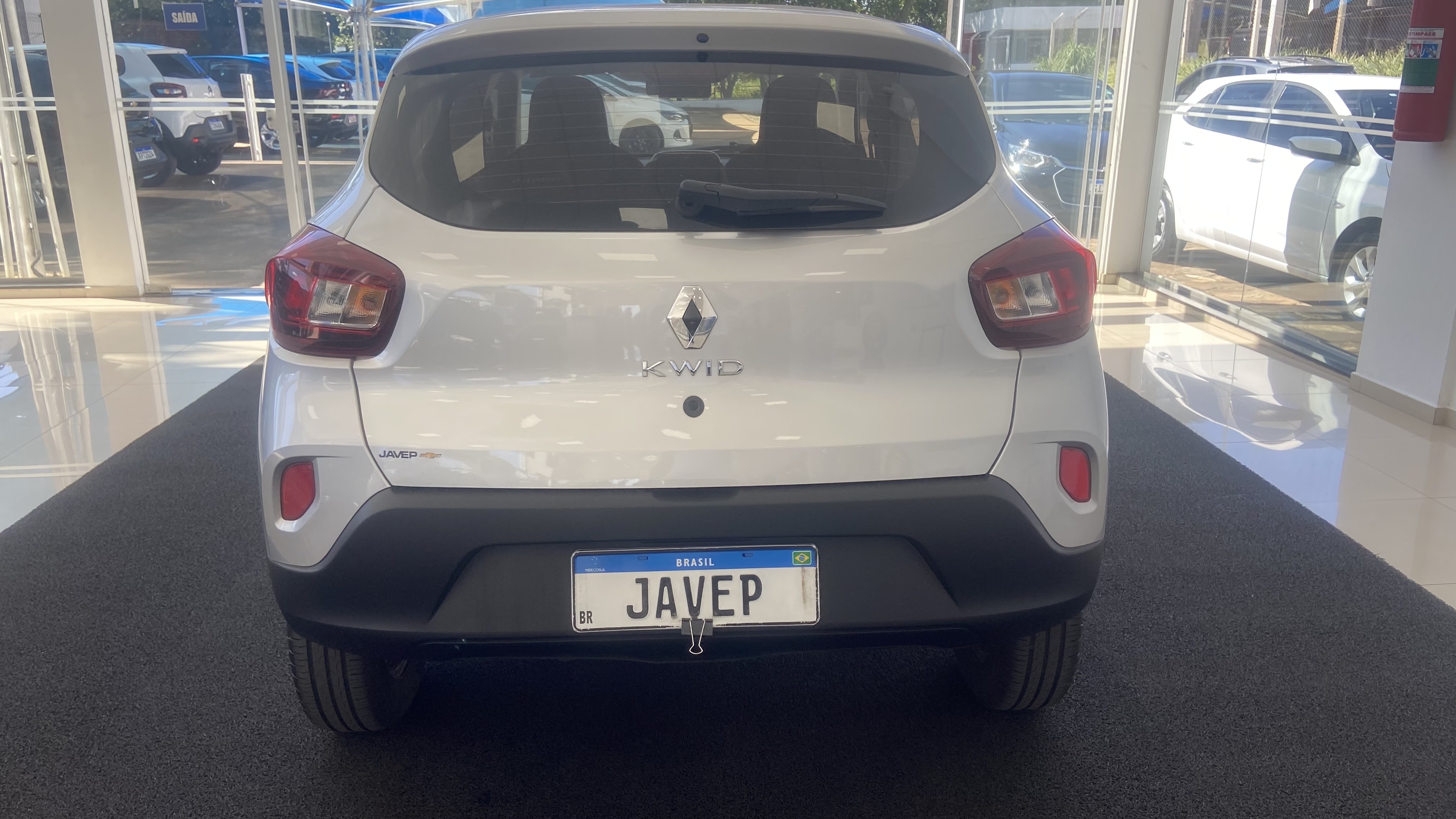 Renault-KWID-1.0 12V SCE FLEX INTENSE MANUAL