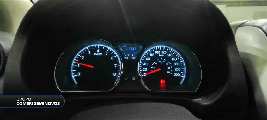 VERSA 1.6 16V FLEXSTART SV 4P MANUAL5