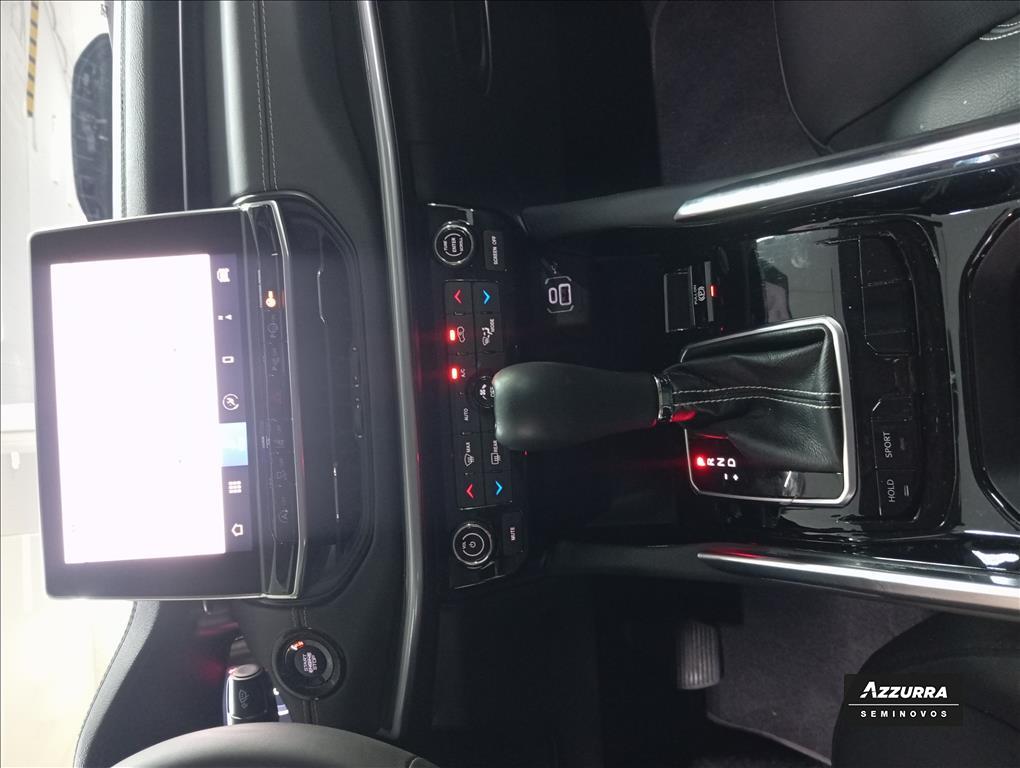 COMMANDER 1.3 T270 TURBO FLEX LONGITUDE AT69