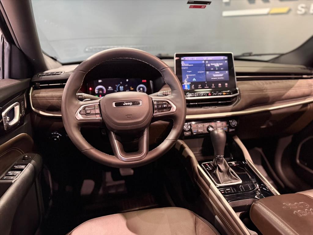 COMMANDER 2.2 TURBO DIESEL OVERLAND AT96