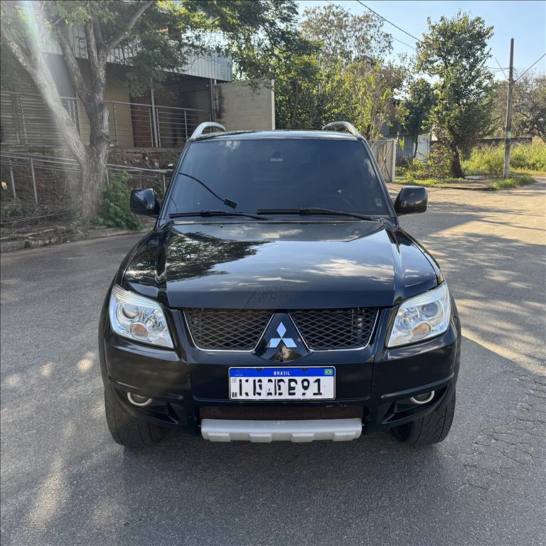 Mitsubishi-PAJERO TR4-2.0 4X4 16V 140CV FLEX 4P AUTOMÁTICO