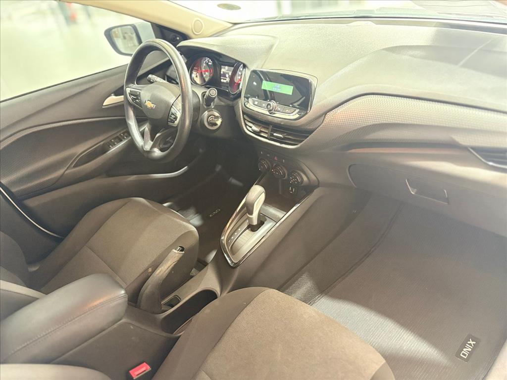 GM - Chevrolet-ONIX PLUS-1.0 TURBO FLEX AUTOMÁTICO