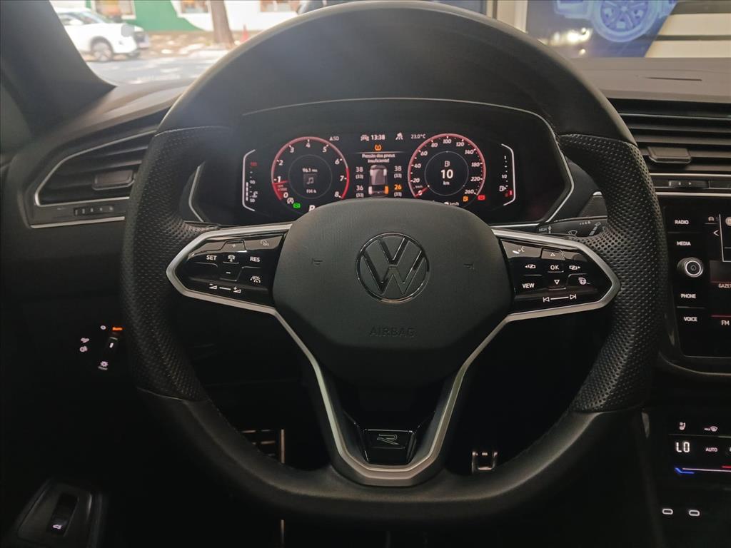 VW - Volkswagen-TIGUAN-2.0 300 TSI GASOLINA ALLSPACE R-LINE AUTOMÁTICO