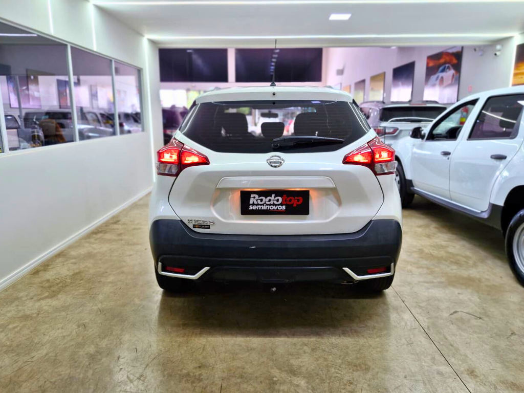 KICKS 1.6 16V FLEXSTART S 4P MANUAL3