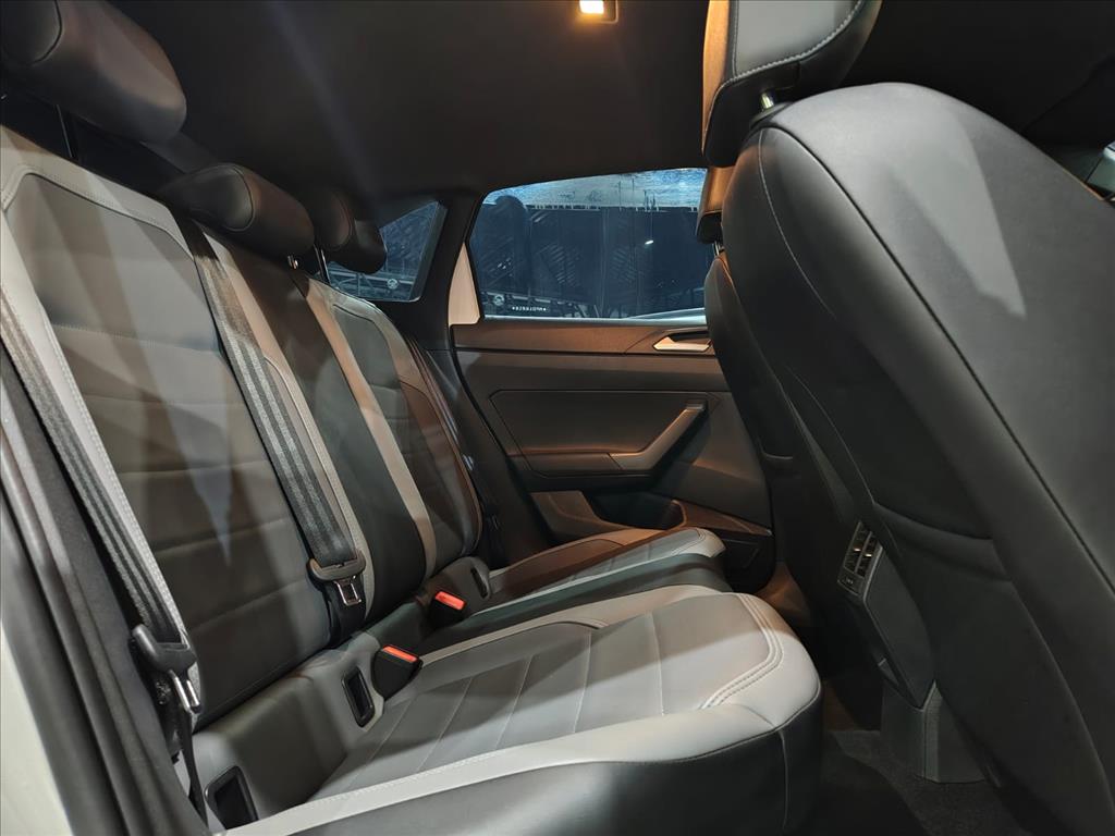 NIVUS 1.0 200 TSI TOTAL FLEX HIGHLINE AUTOMÁTICO NIVUS 1.0 200 TSI TOTAL FLEX HIGHLINE AUTOMÁTICO