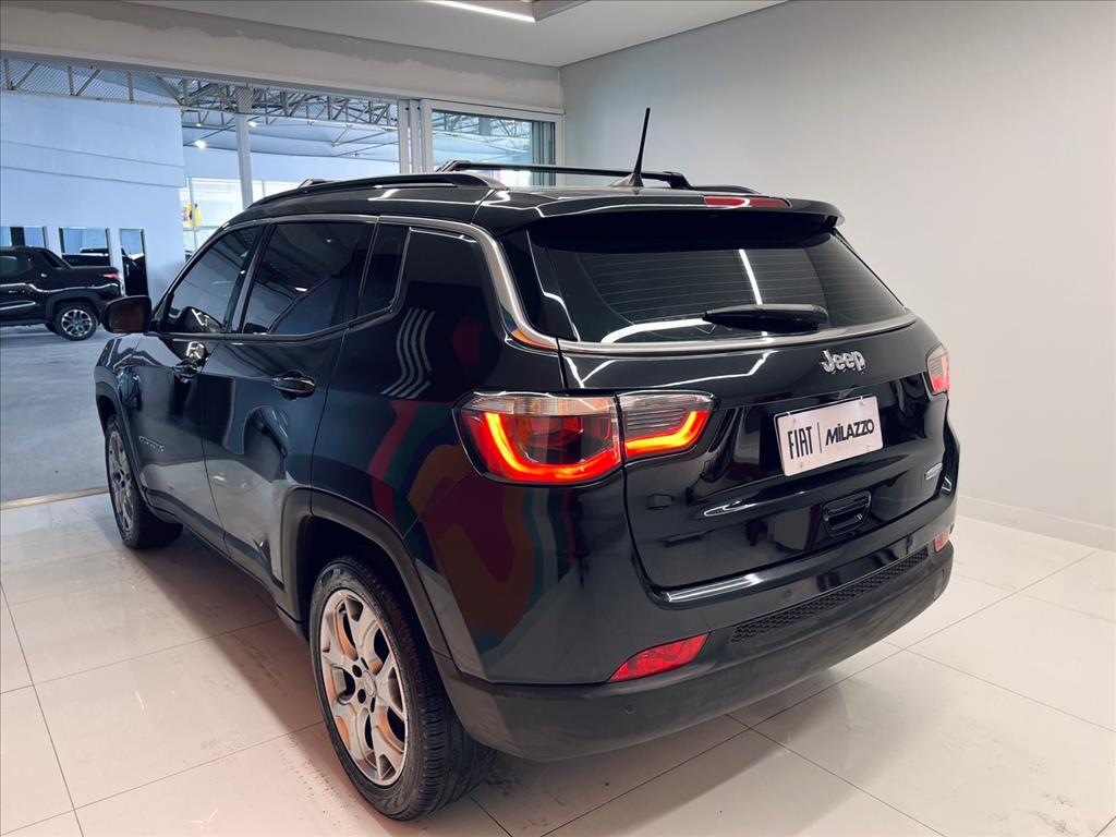 COMPASS 2.0 16V FLEX LONGITUDE AUTOMÁTICO3