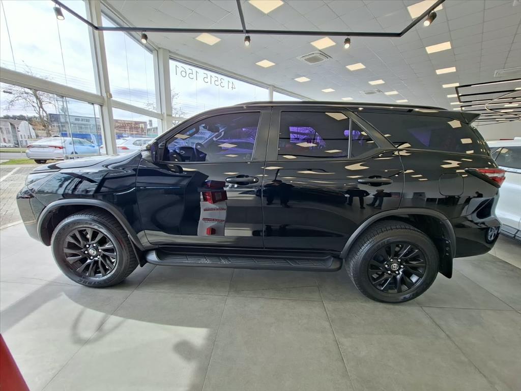 HILUX SW4 2.8 D-4D TURBO DIESEL SRX 4X4 AUTOMÁTICO3