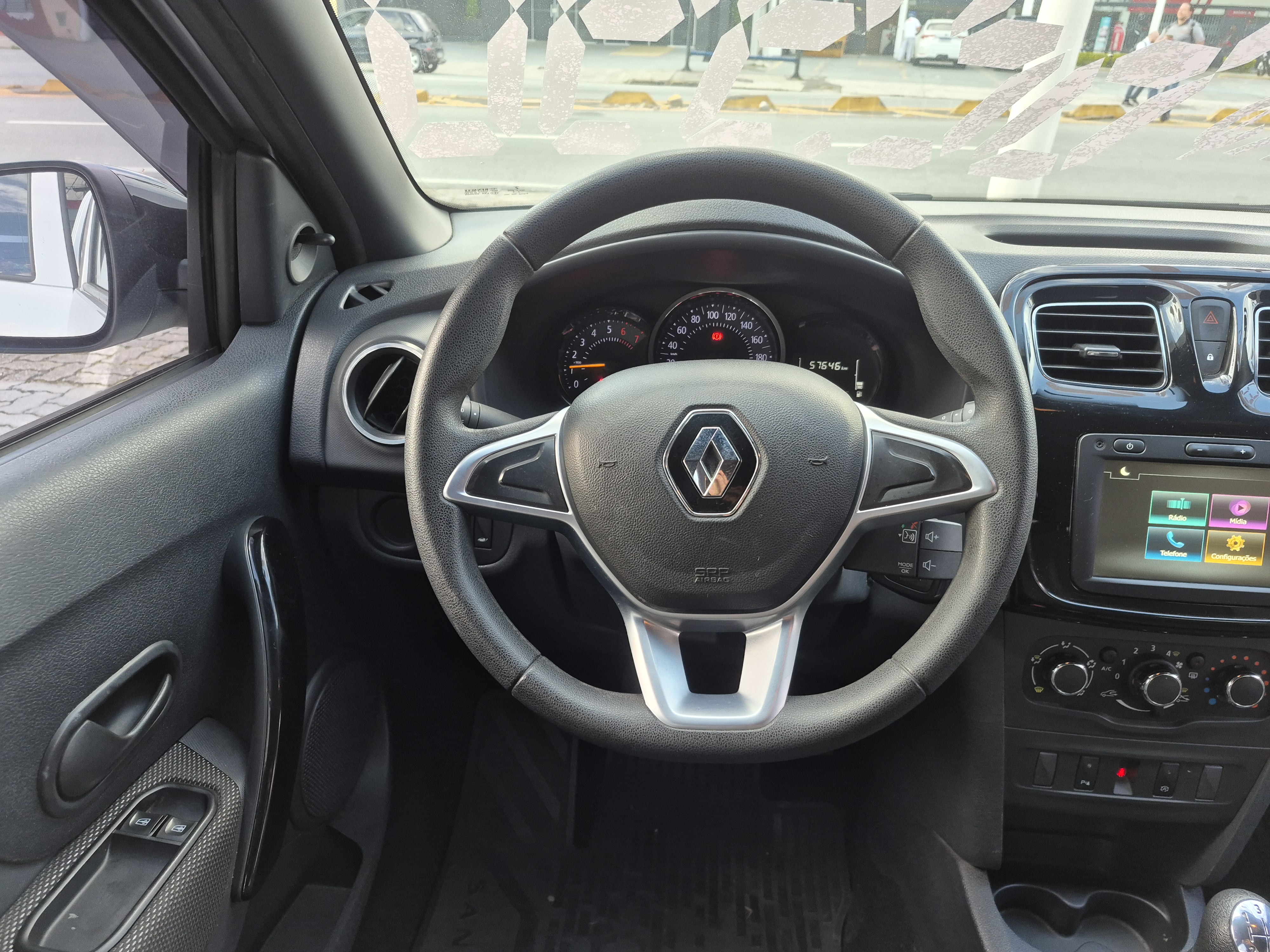 RENAULT SANDERO