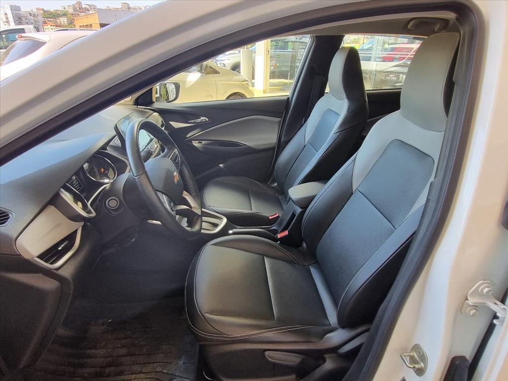 ONIX PLUS 1.0 TURBO FLEX PREMIER AUTOMÁTICO6