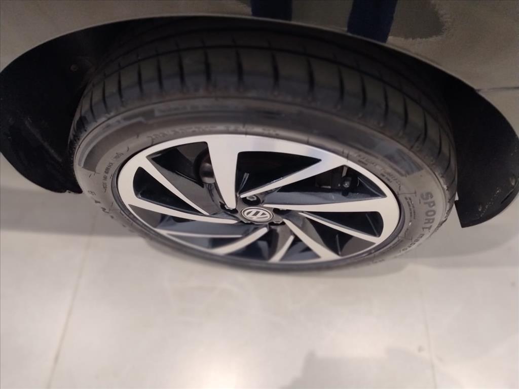 VIRTUS 1.0 200 TSI HIGHLINE AUTOMÁTICO11