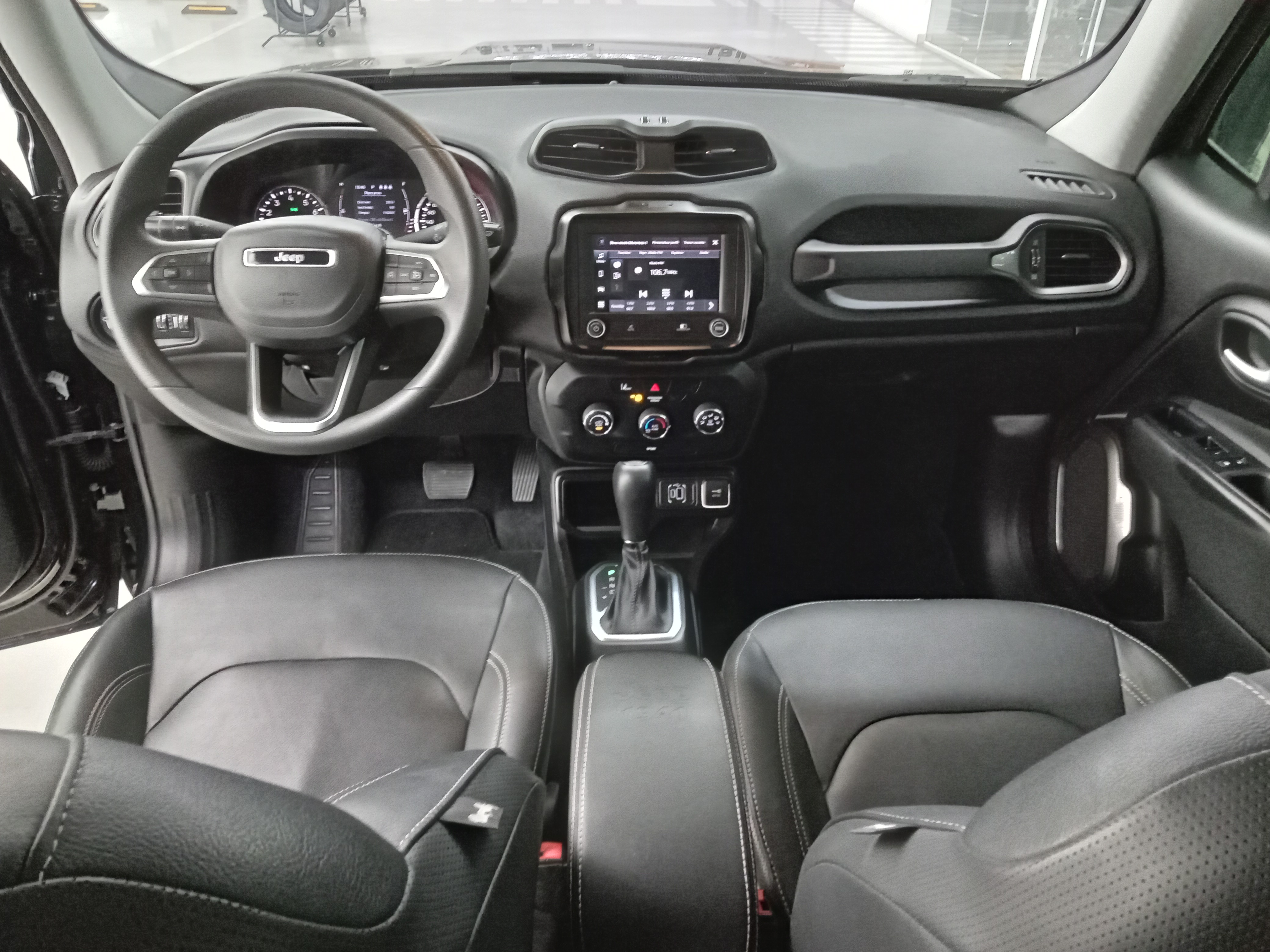 RENEGADE 1.3 T270 TURBO FLEX SPORT AT67
