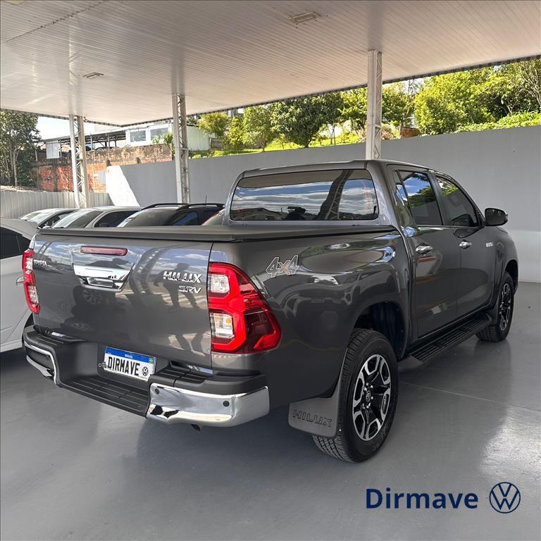 HILUX 2.8 D-4D TURBO DIESEL CD SRV 4X4 AUTOMÁTICO5