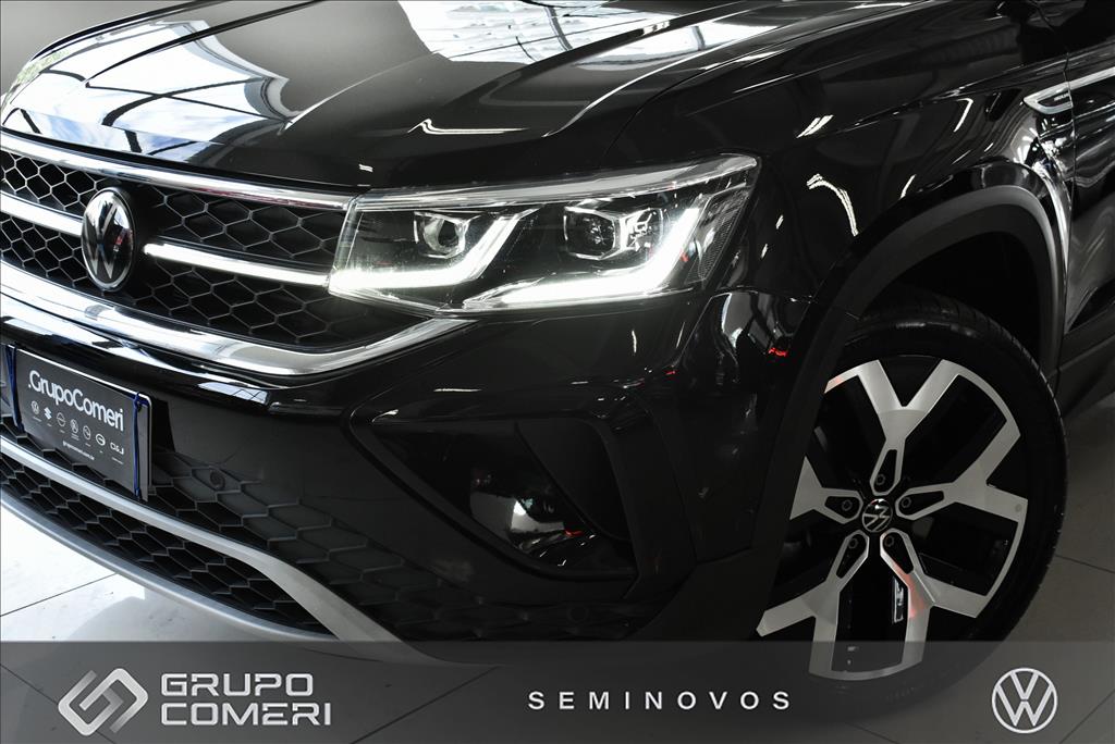 TAOS 1.4 250 TSI TOTAL FLEX HIGHLINE AUTOMÁTICO20