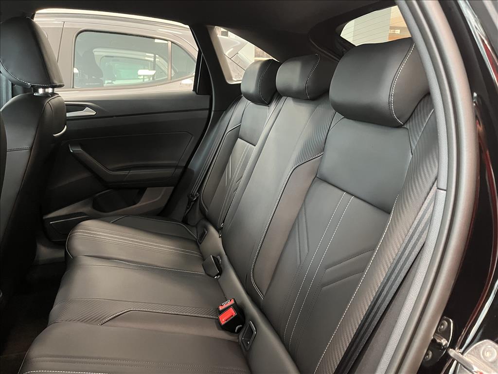 NIVUS 1.0 200 TSI TOTAL FLEX HIGHLINE AUTOMÁTICO10
