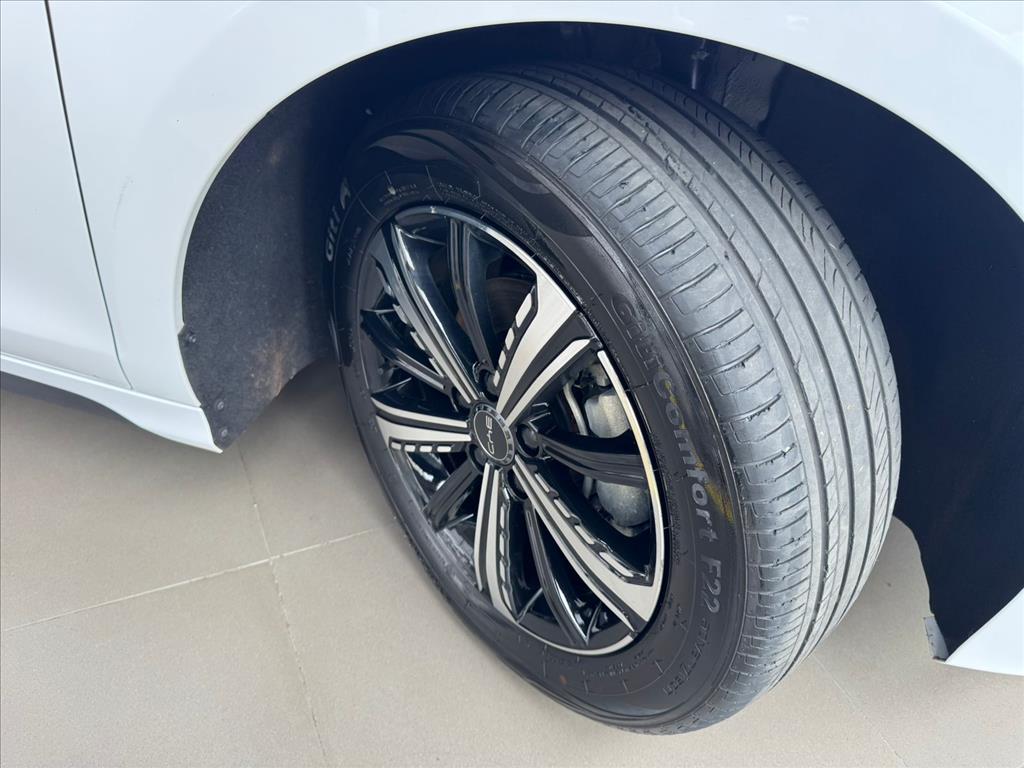 BYD-KING-1.5 DM-I PHEV GS AUTOMÁTICO