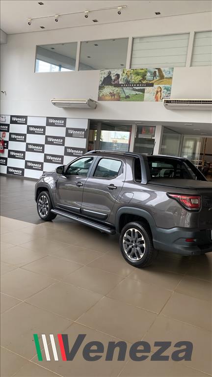 STRADA 1.0 TURBO 200 FLEX ULTRA CD CVT2