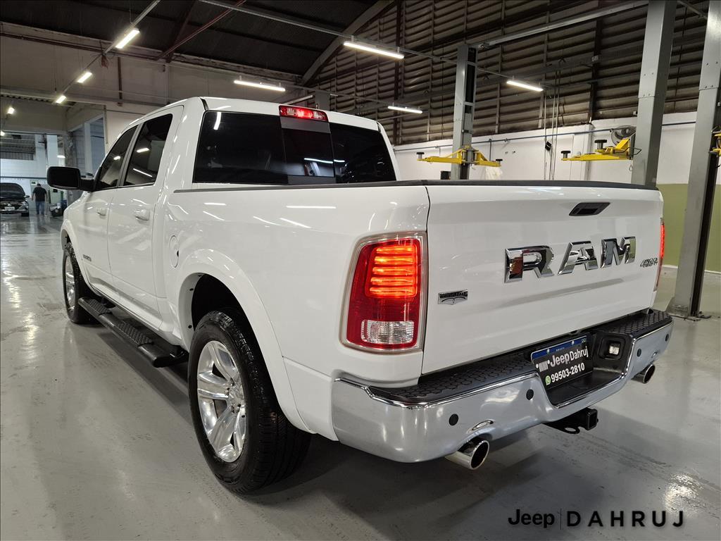 CLASSIC 5.7 V8 GASOLINA LARAMIE CD 4X4 AUTOMÁTICO CLASSIC 5.7 V8 GASOLINA LARAMIE CD 4X4 AUTOMÁTICO