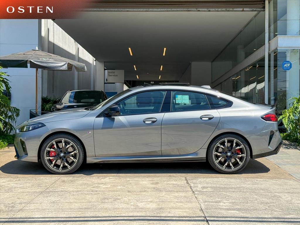 BMW-M235i-2.0 16V TURBO GASOLINA XDRIVE GRAN COUPÉ STEPTRONIC