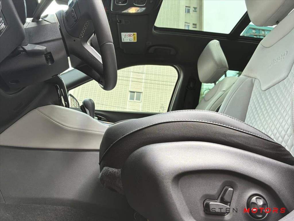 Jeep-COMMANDER-2.0 TD380 TURBO DIESEL OVERLAND AT9