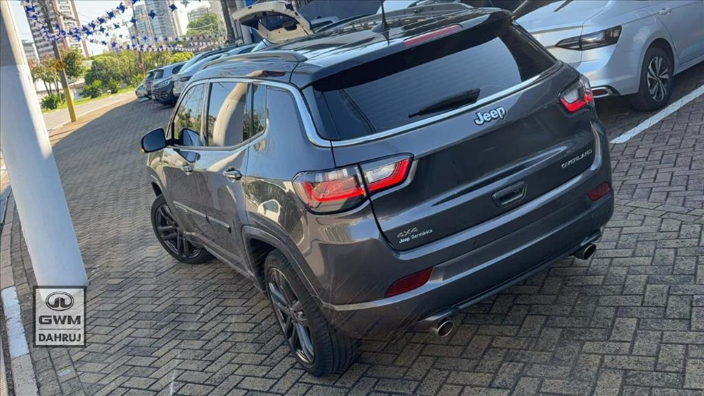 COMPASS 2.0 HURRICANE 4 TURBO GASOLINA OVERLAND AT93