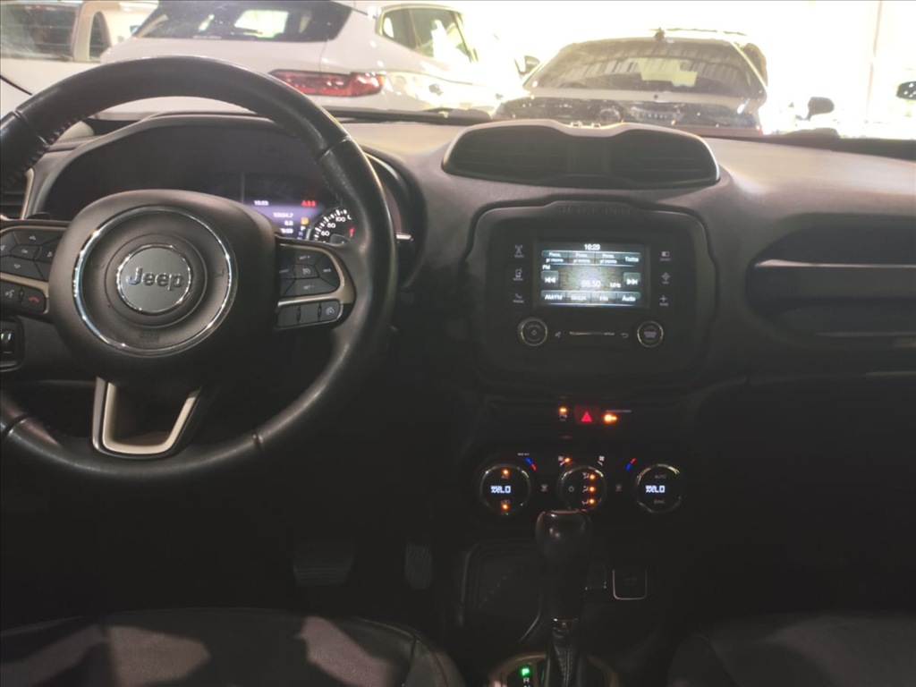 RENEGADE 1.8 16V FLEX LONGITUDE 4P AUTOMÁTICO10