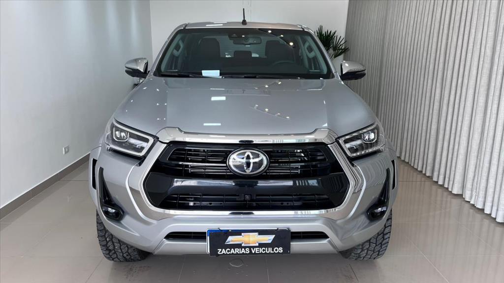 HILUX 2.8 D-4D TURBO DIESEL CD SRX 4X4 AUTOMÁTICO HILUX 2.8 D-4D TURBO DIESEL CD SRX 4X4 AUTOMÁTICO