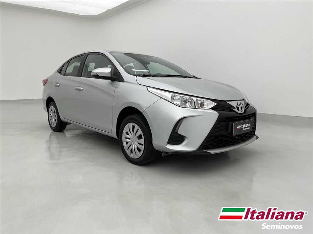 YARIS 1.5 16V FLEX SEDAN XL MULTIDRIVE6