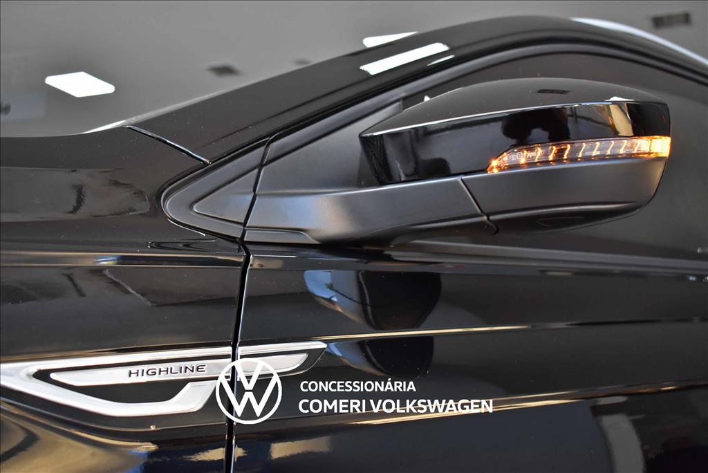 NIVUS 1.0 200 TSI TOTAL FLEX HIGHLINE AUTOMÁTICO9 NIVUS 1.0 200 TSI TOTAL FLEX HIGHLINE AUTOMÁTICO9