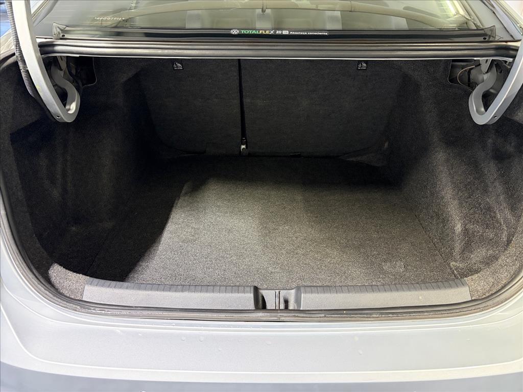 VIRTUS 1.4 250 TSI EXCLUSIVE AUTOMÁTICO11