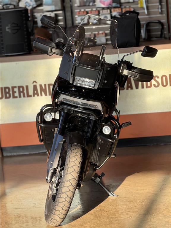 PAN AMERICA 1250 S
